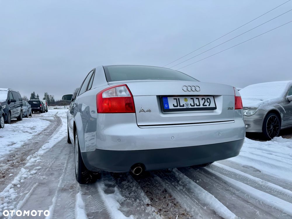 Audi A4 Limousine - 26