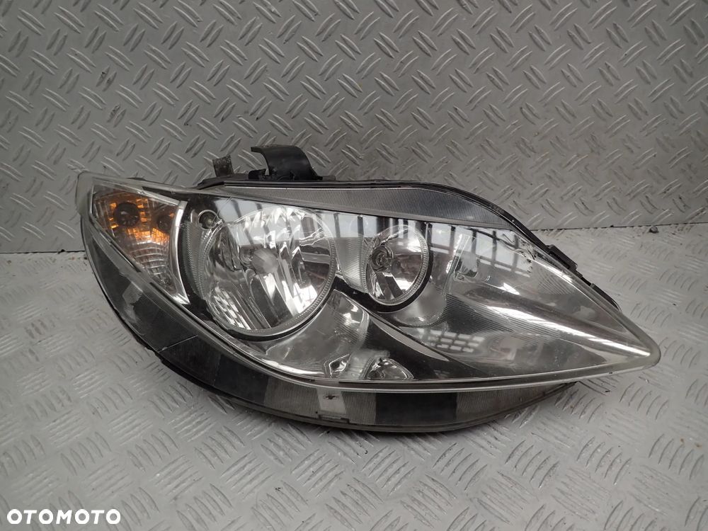 LAMPA PRAWY PRZÓD SEAT IBIZA IV 6J2941006D - 1