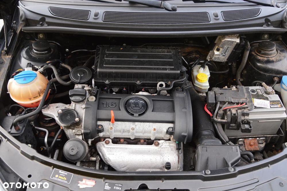 Skoda Roomster 1.6 16V Comfort PLUS EDITION - 11