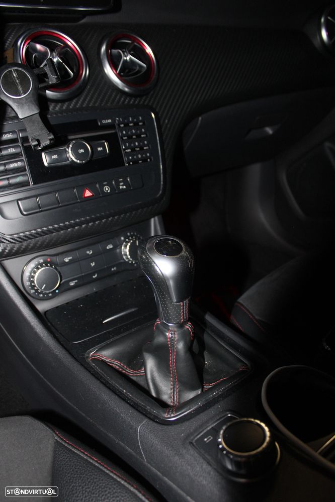 Mercedes-Benz A 160 d AMG Line - 10