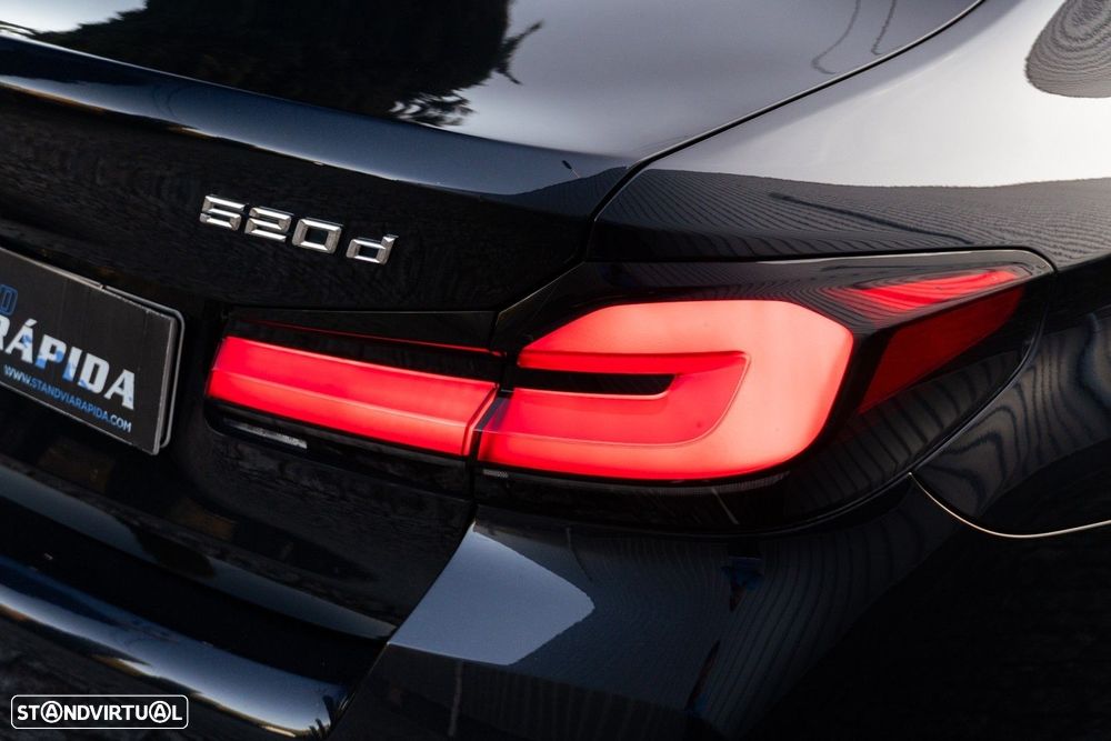 BMW 520 d ED Pack M - 32
