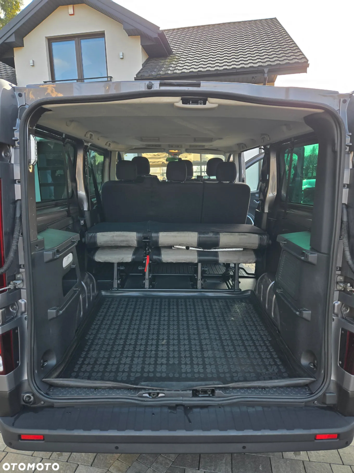 Renault Trafic Grand SpaceClass 2.0 dCi EDC - 36