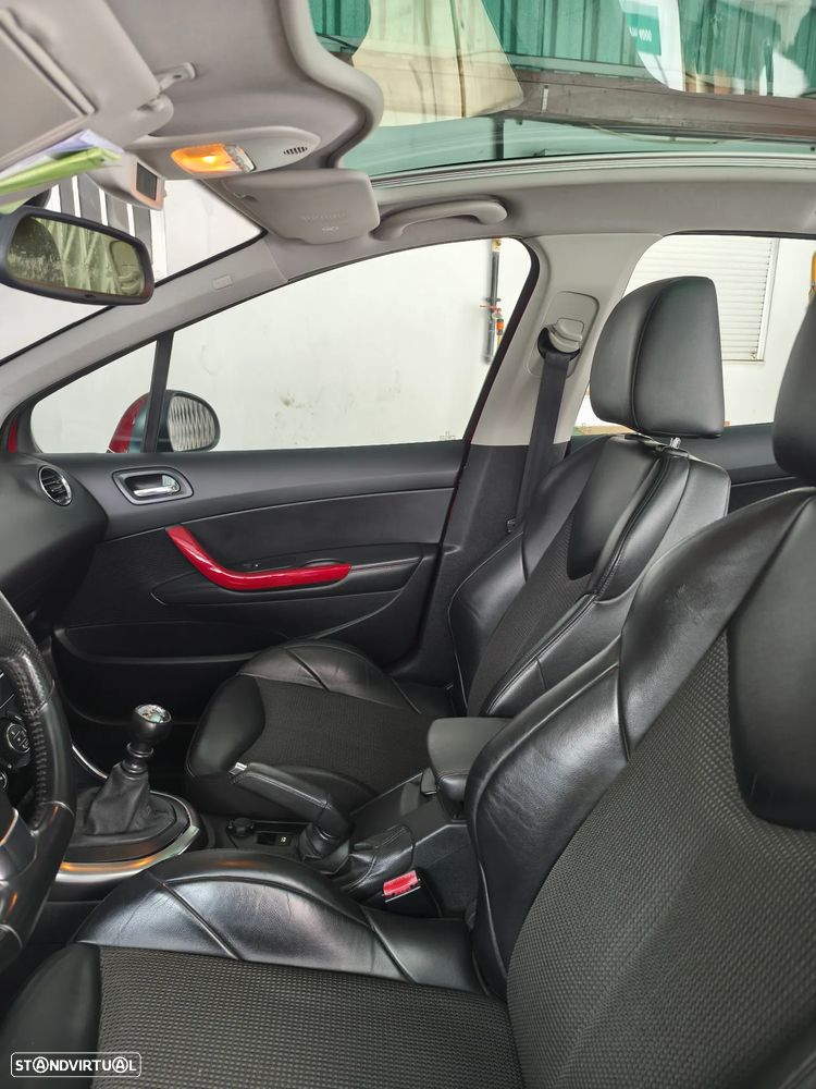 Peugeot 308 2.0 HDi Allure - 5