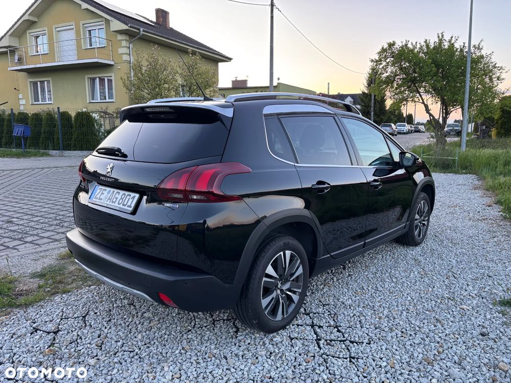 Peugeot 2008 1.6 BlueHDi Allure - 16