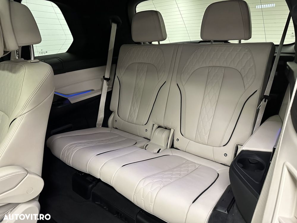 BMW X7 - 21