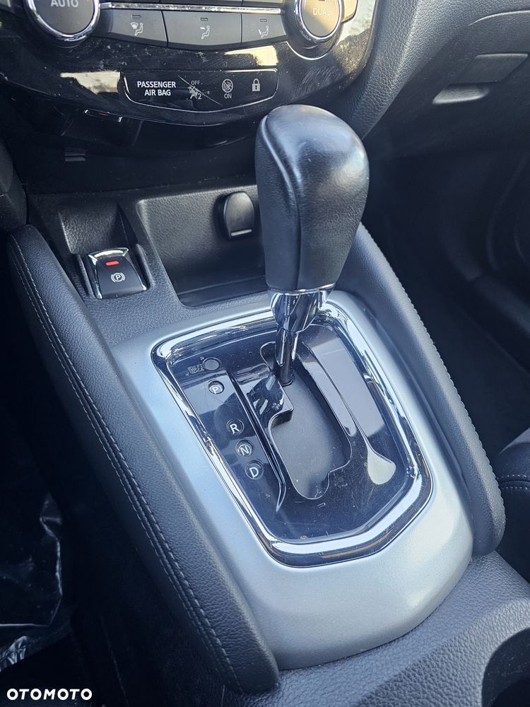 Nissan Qashqai - 27