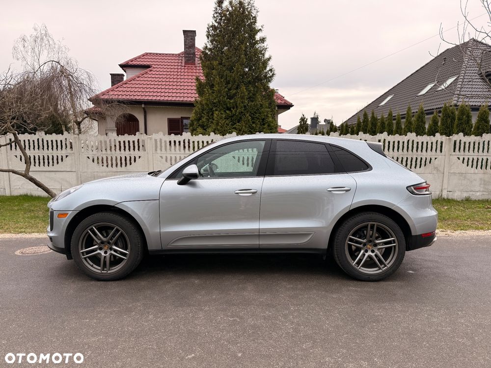 Porsche Macan Standard - 1