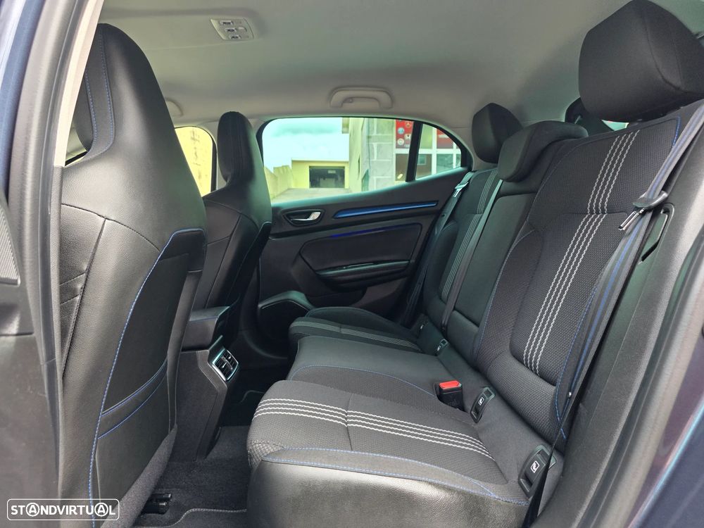 Renault Mégane 1.6 dCi GT Line J18 - 13