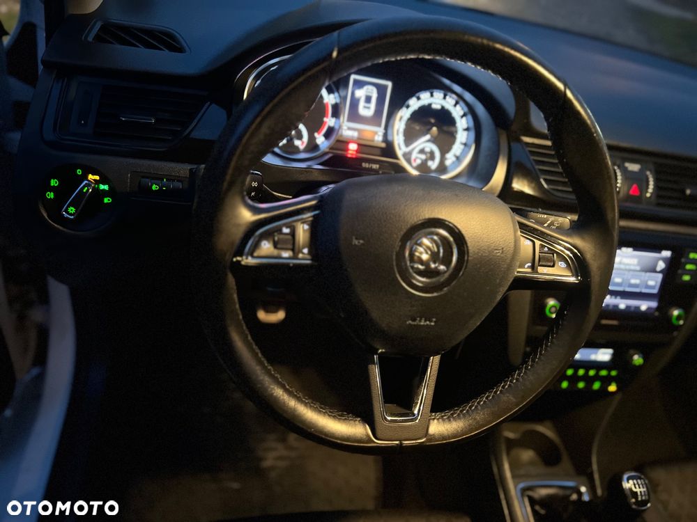 Skoda RAPID 1.0 TSI Cool Edition - 19