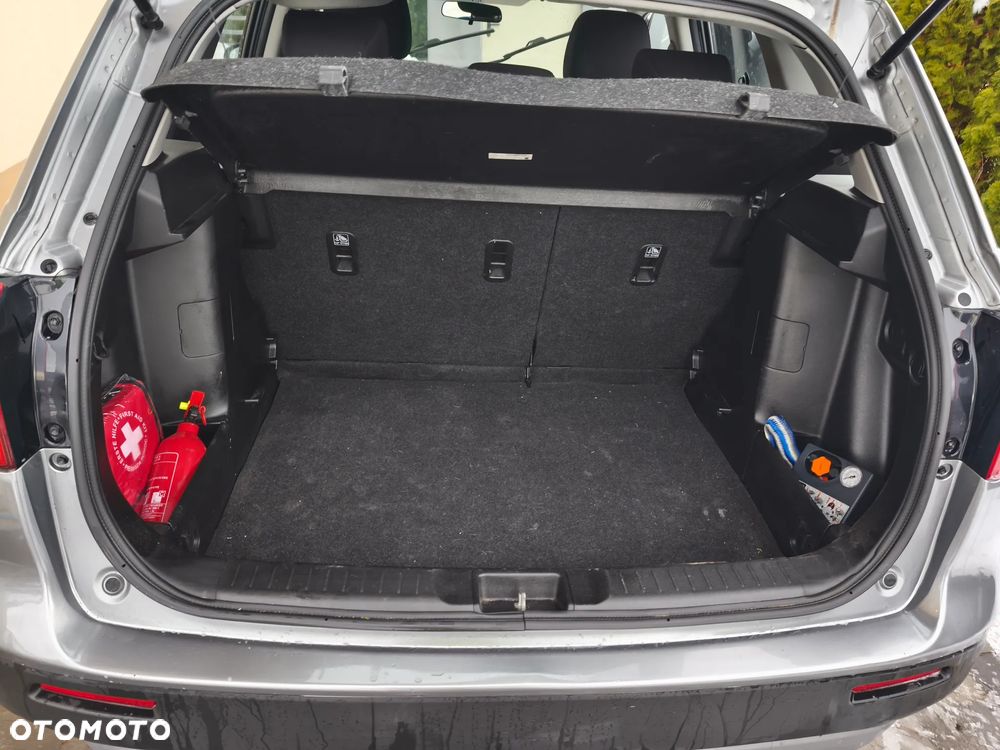 Suzuki Vitara 1.6 Comfort 2WD - 8