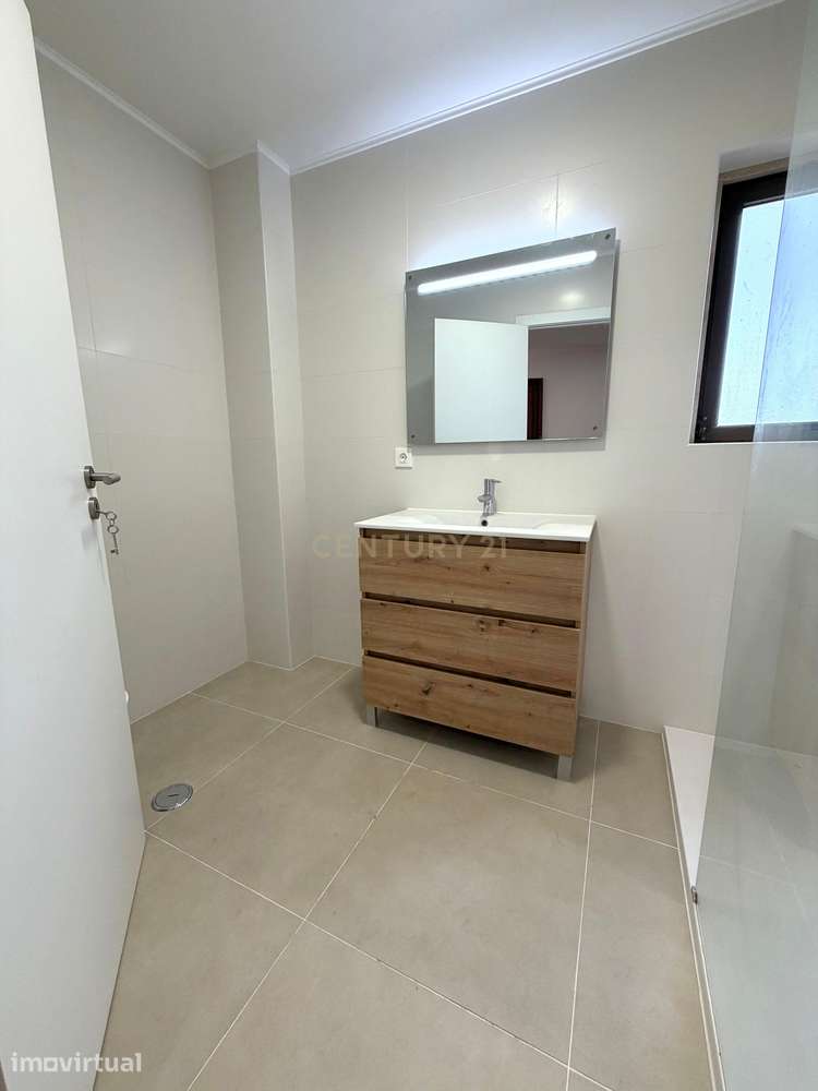 Apartamento T2 | Remodelado | Algualva-Cacém - Grande imagem: 5/17