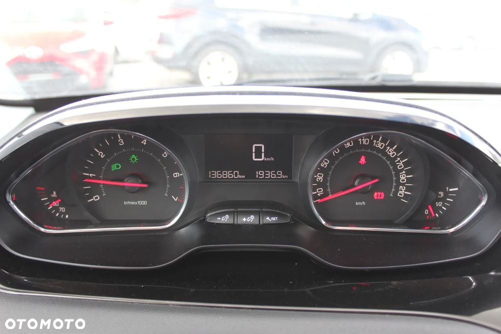 Peugeot 208 PureTech 82 Active - 26