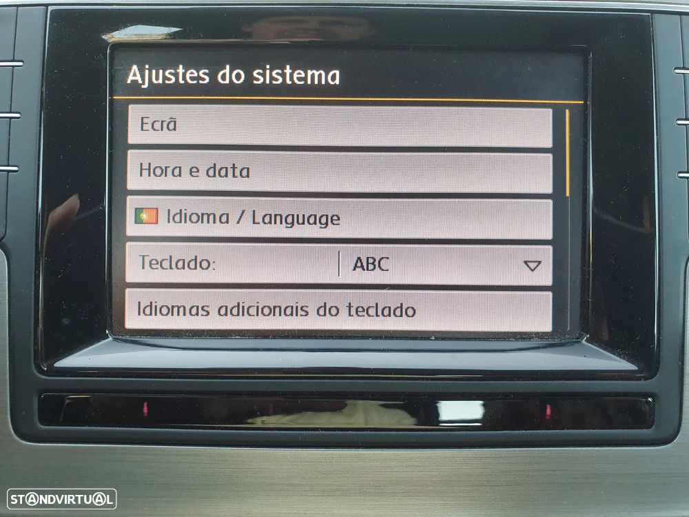 VW Golf Variant 1.6 TDi BlueMotion Confortline - 16