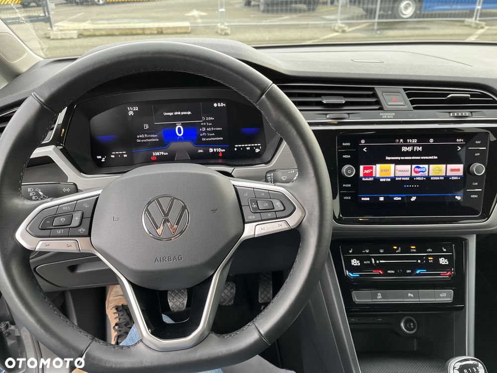 Volkswagen Touran - 13
