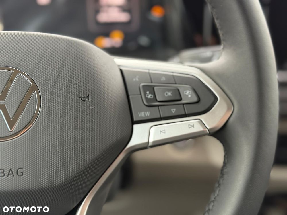 Volkswagen Multivan 2.0 TDI L2 Family DSG - 25