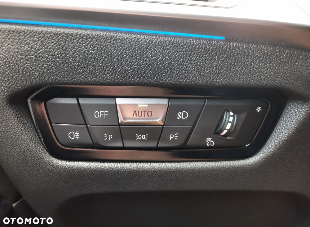 BMW Seria 3 320d xDrive M Sport sport - 26