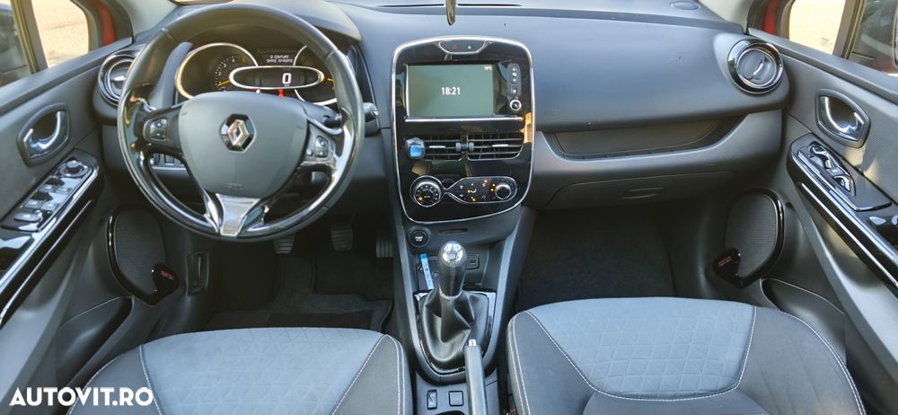 Renault Clio - 5