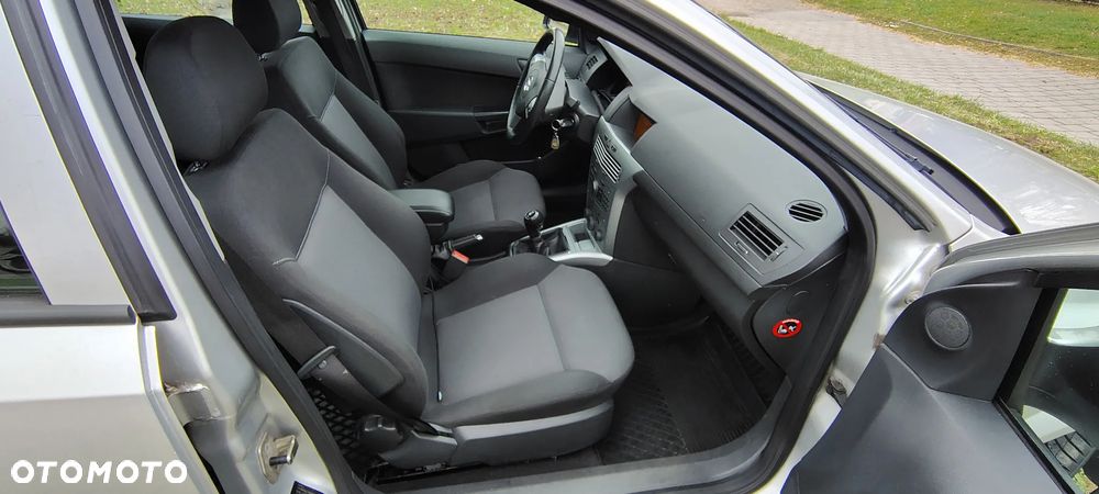 Opel Astra 1.4 Enjoy - 13