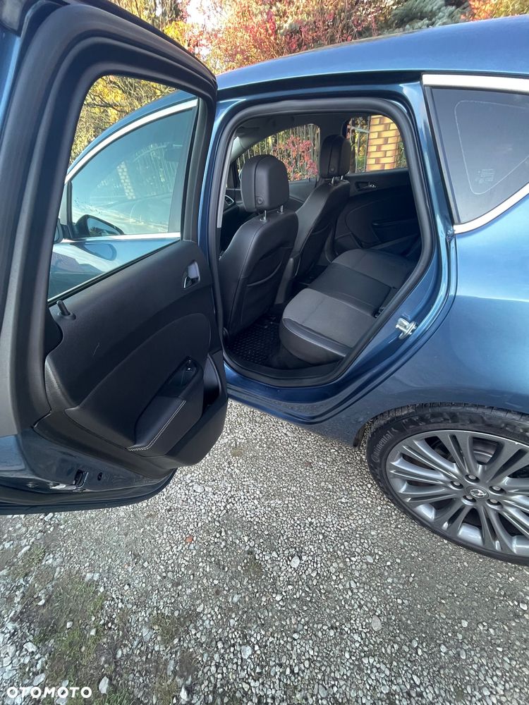 Opel Astra IV 1.4 T Cosmo - 11