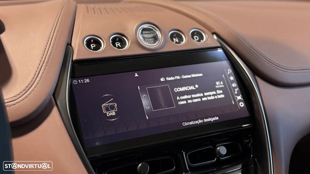 Aston Martin DBX 707 - 27