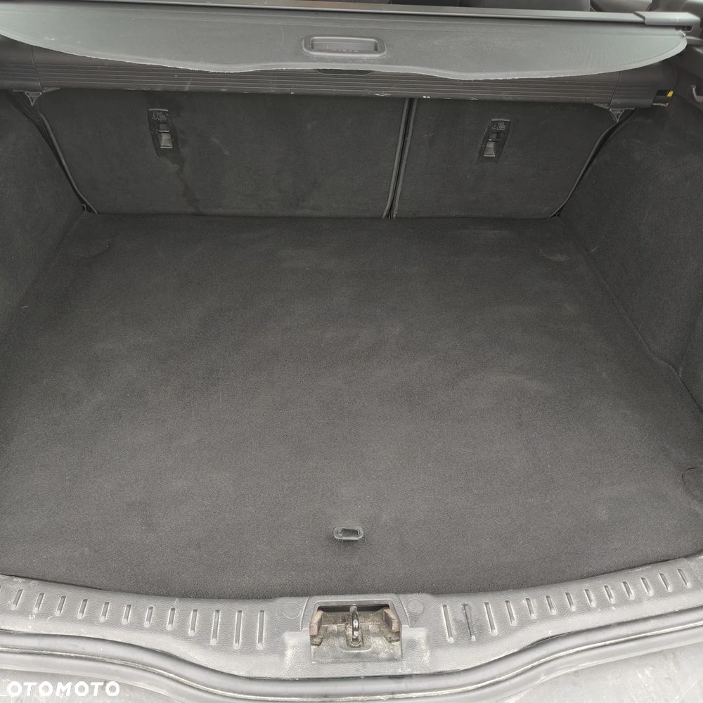 Ford Focus - 17
