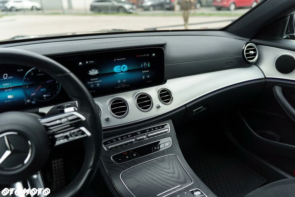 Mercedes-Benz Klasa E - 12