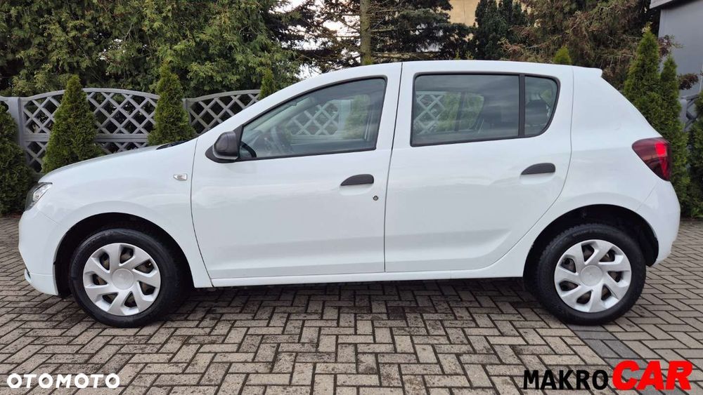 Dacia Sandero - 10