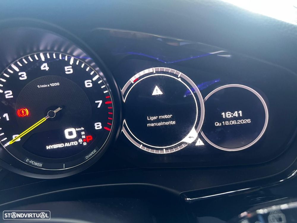Porsche Panamera Sport Turismo 4 E-Hybrid Platinum Edition PDLS - 27