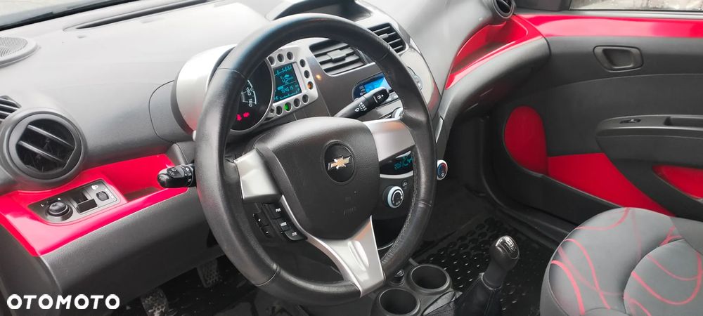 Chevrolet Spark - 35