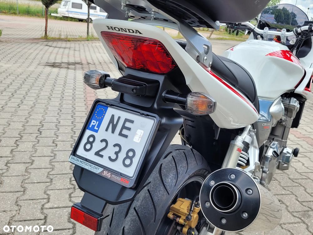 Honda CB - 10