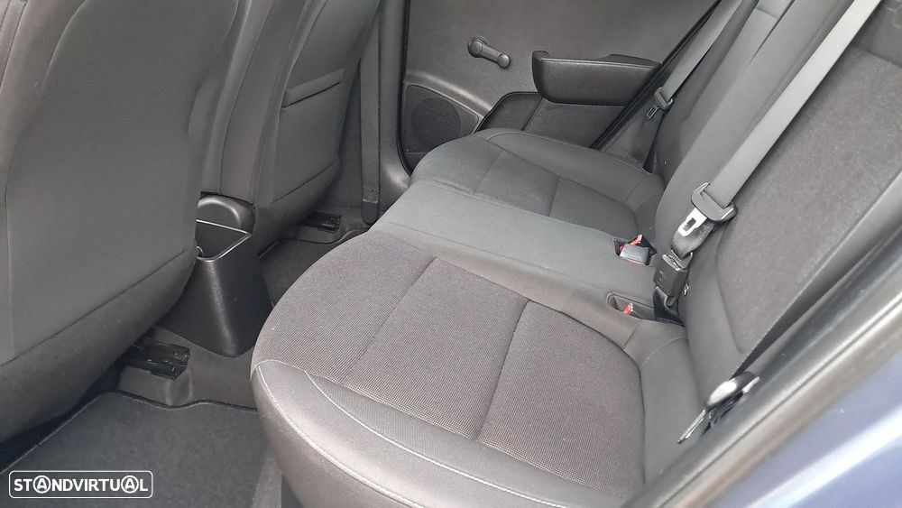 Kia Rio 1.4 CRDi 90 Platinum Edition - 22