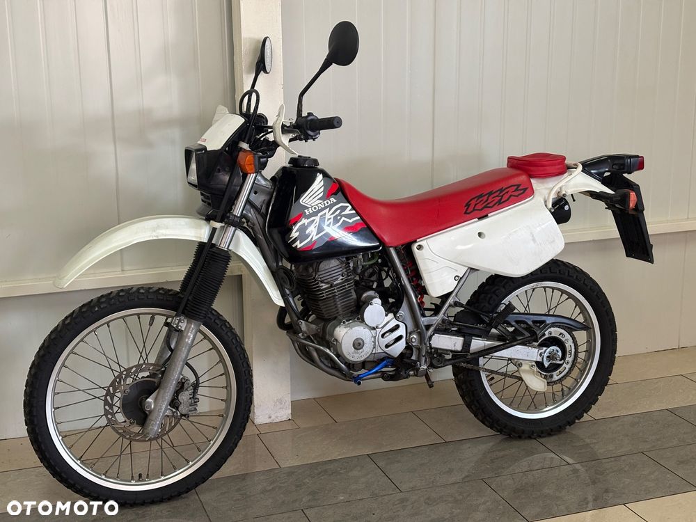Honda XLR - 1