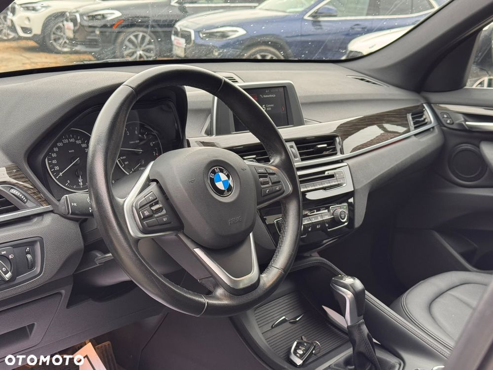 BMW X1 xDrive25i GPF Advantage - 18