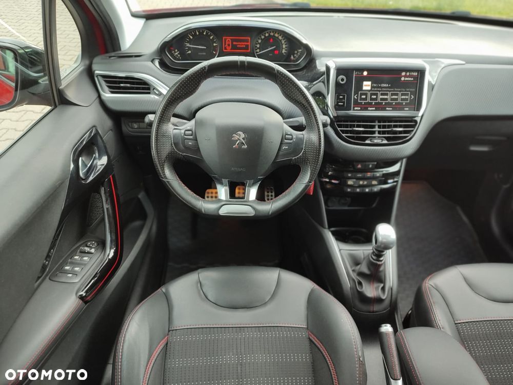 Peugeot 208 - 29