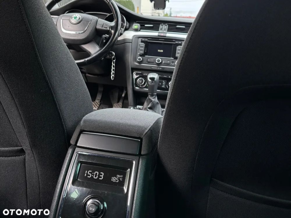 Skoda Superb 2.0 TDI Family - 16