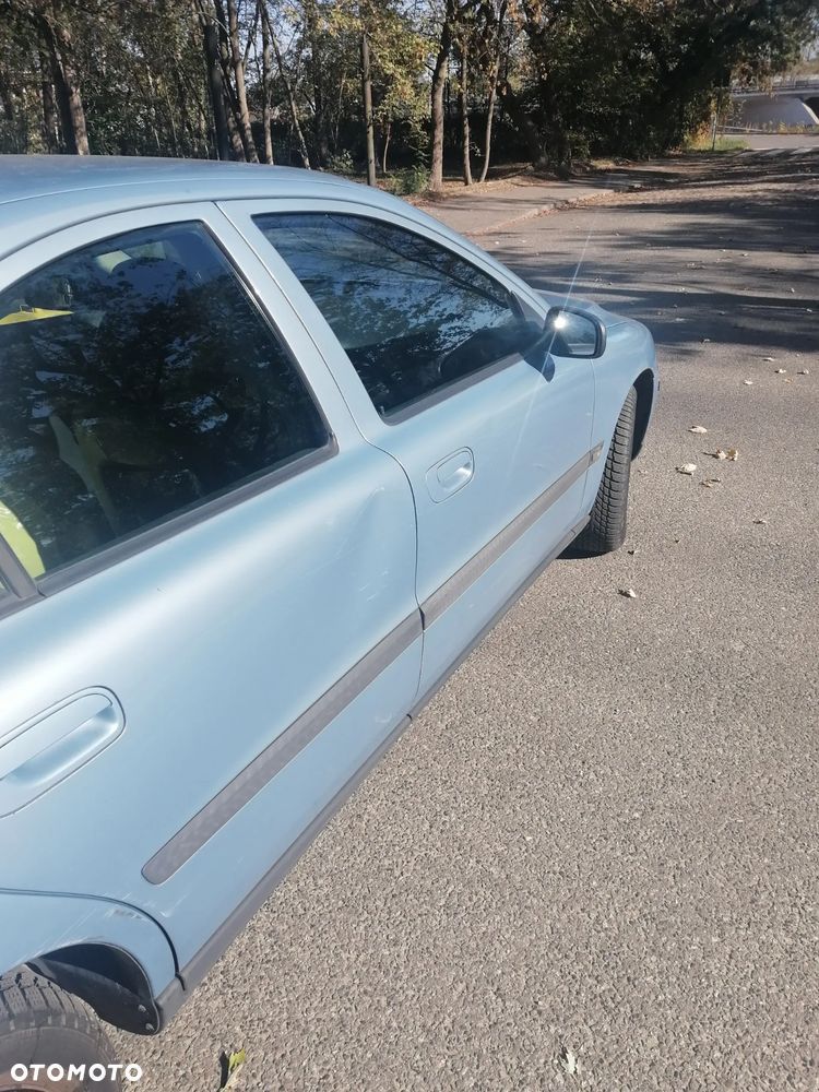 Volvo S60 2.4 - 9