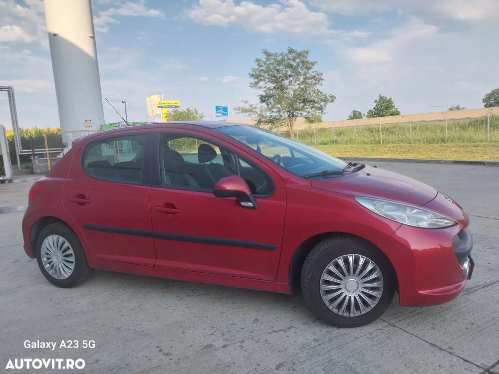 Peugeot 207 1.4 HDI Trendy - 2