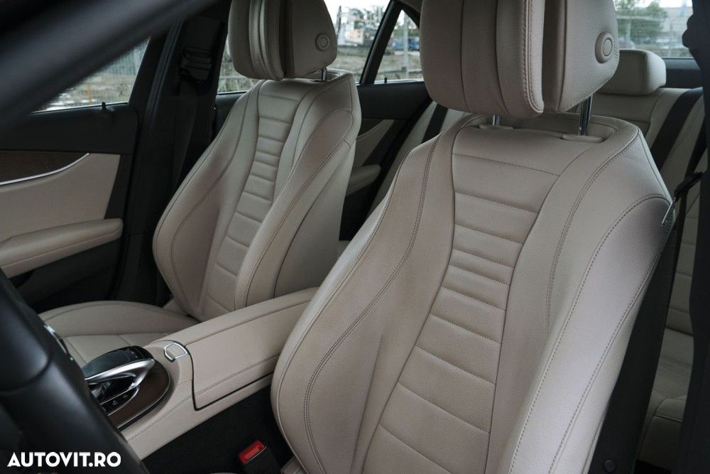 Mercedes-Benz E - 16