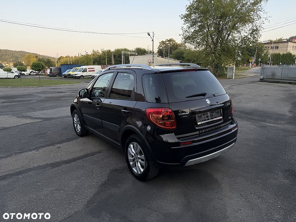 Suzuki SX4 1.6 VVT 4x4 Style - 4