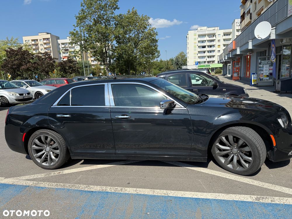 Chrysler 300C - 5