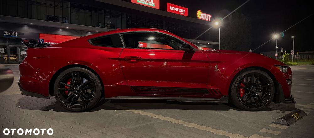 Ford Mustang - 6