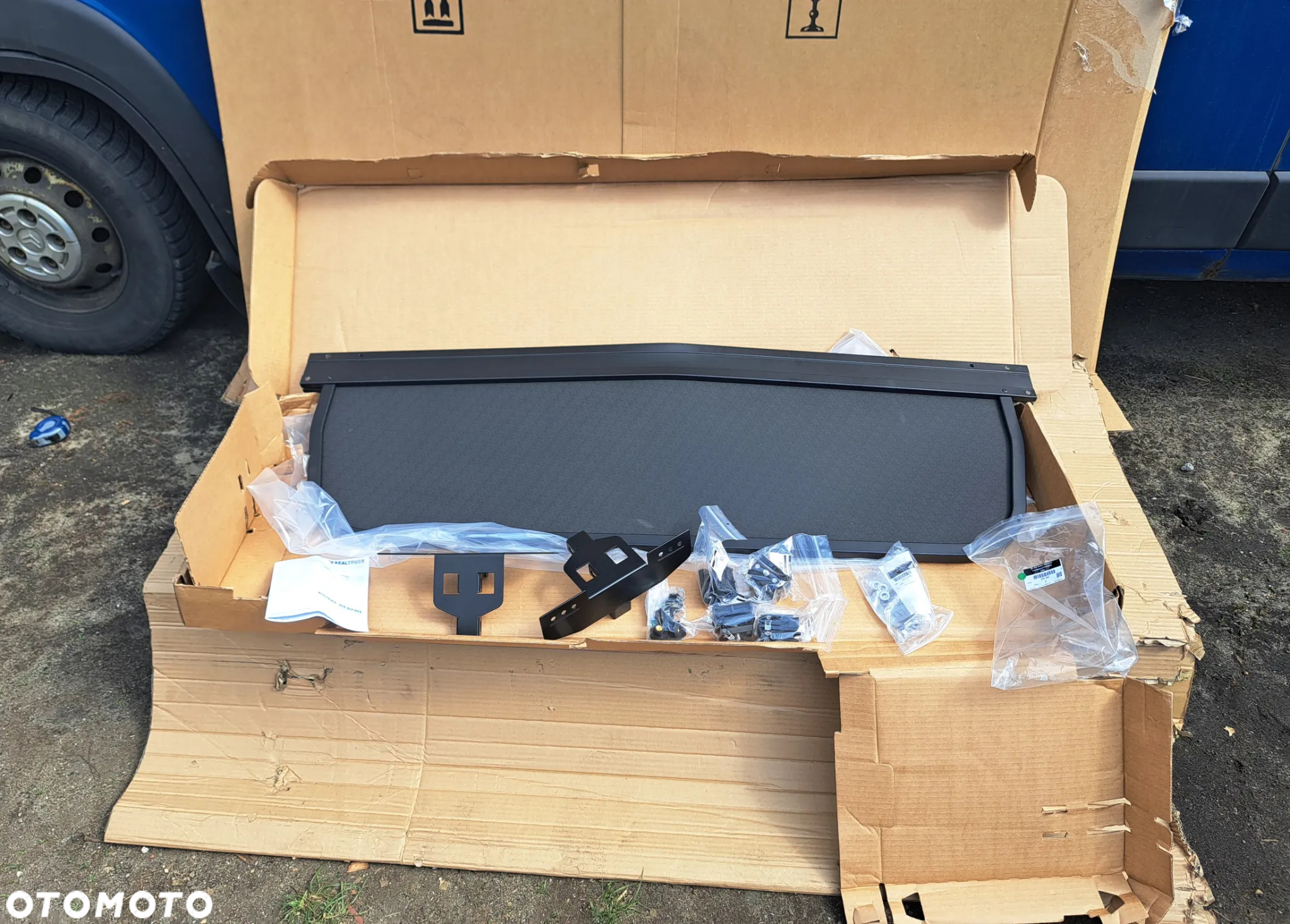 Przegroda przestrzeni bagażowej Ford Ranger Raptor 2615589 AMP1WJ-16G040-AA AMP1WJ16G040AA 2022-2024 - 2