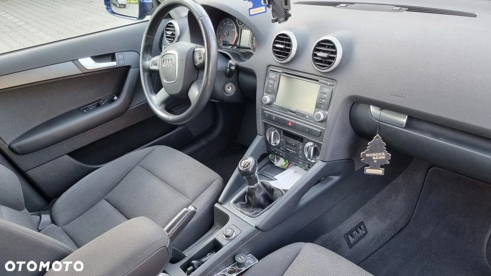 Audi A3 Sportback 1.4 TFSI Ambiente - 12