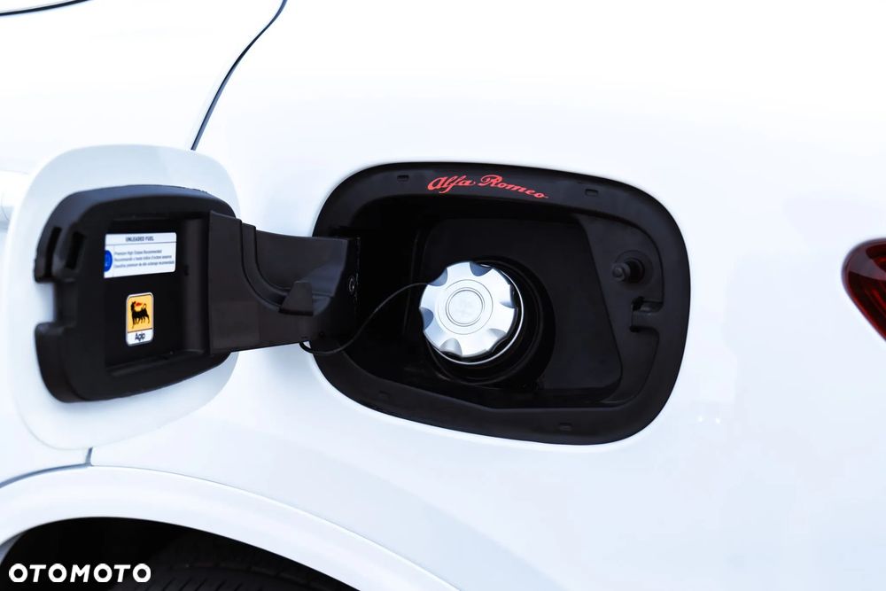 Alfa Romeo Stelvio 2.0 Turbo TI Q4 - 15