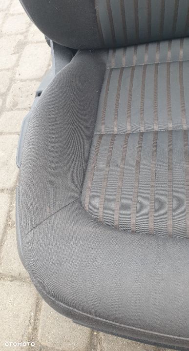 FOTEL PRAWY PRZÓD AUDI A4 B8 - 11