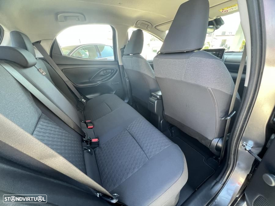 Toyota Yaris 1.5 HDF Comfort Plus - 22