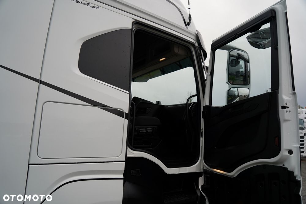 Iveco S-WAY / 480 / RETARDER / KLIMA POSTOJOWA / OPONY 100% / EURO 6 - 37