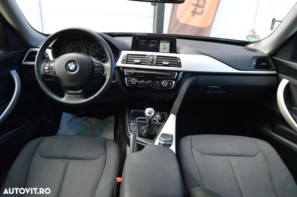 BMW Seria 3 318d Advantage - 38