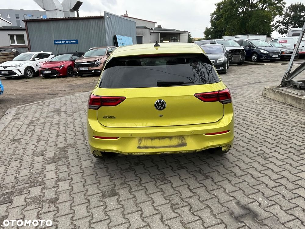 Volkswagen Golf 1.5 eTSI OPF DSG R-Line - 6