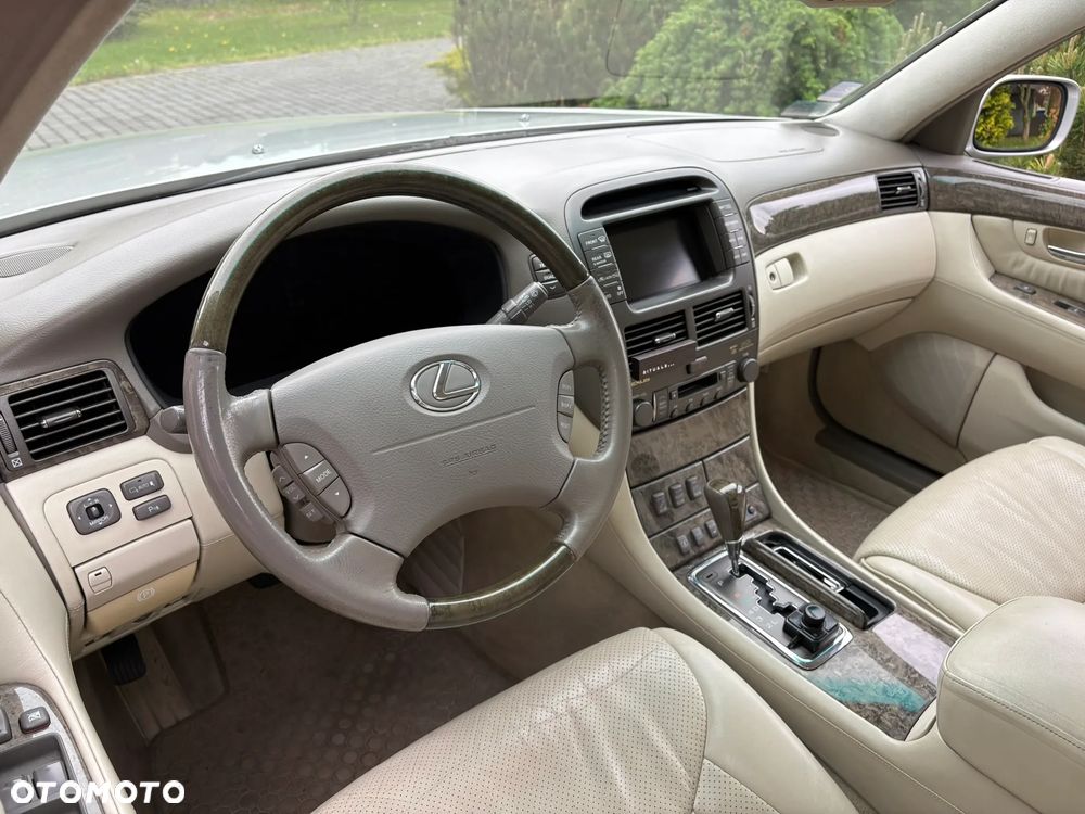 Lexus LS Prestige - 7